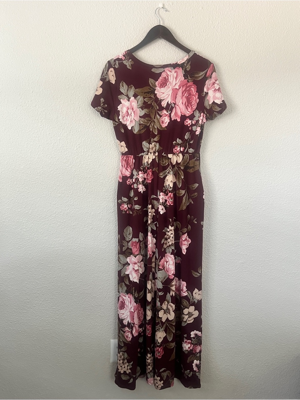 Paisley Grace Burgundy Floral Maxi Dress Pockets